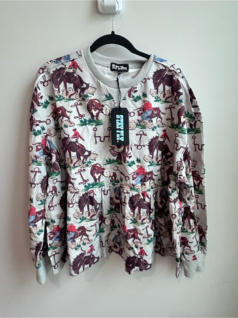 Women’s 2Flyco L/XL Cream Printed Cowboy Sweatshirt